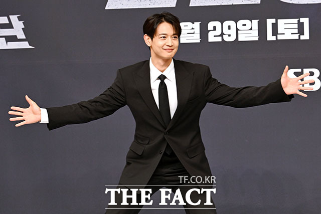 샤이니 민호가 오는 9월 7일 새 앨범으로 컴백한다. 사진은 지난해 11월 열린 SBS 새 예능 프로그램 '열혈농구단' 제작발표회 참석 당시 모습. /남용희 기자