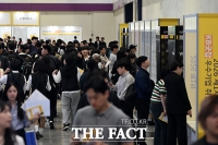  AI가 초급 일자리 삼켰나…청년고용 감소 94% 'AI 고노출 업종' 집중
