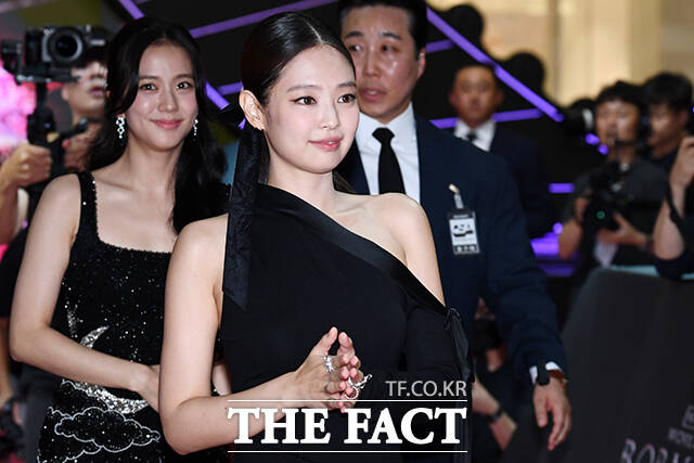 그룹 블랙핑크 제니를 둘러싼 악의적인 영상 편집과 유포가 이어지자 소속사가 칼을 빼 들었다. /더팩트 DB