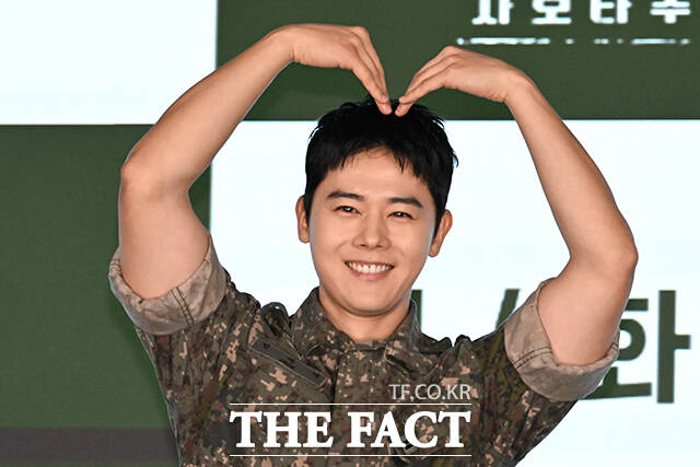 배우 김동준이 24일 오후 서울 구로구 거암 신도림 디큐브시티 더 세인트에서 진행된 ENA 새 월화드라마 '신병4 : 사보타주'의 제작발표회에 참석해 