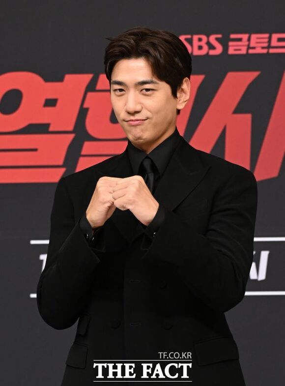 배우 성준이 신생 기획사 모안엔터테인먼트와 전속계약을 체결했다. 사진은 2024년 개최된 SBS 드라마 '열혈사제2' 제작발표회에 참석한 모습. /더팩트 DB