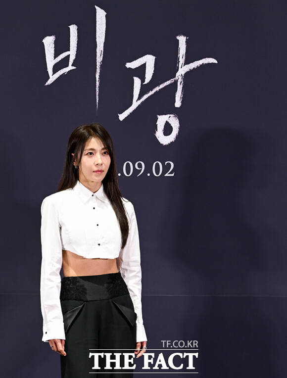 배우 하지원이 24일 오후 서울 강남구 메가박스 코엑스에서 열린 영화 '비광' 언론시사회 및 기자간담회에 참석해 포즈를 취하고 있다. /이새롬 기자