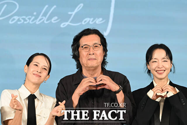 조여정과 전도연을 비롯한 배우들이 넷플릭스 새 영화 '가능한 사랑' 출연을 이창동 감독 때문에 결정했다고 입을 모았다. /이새롬 기자