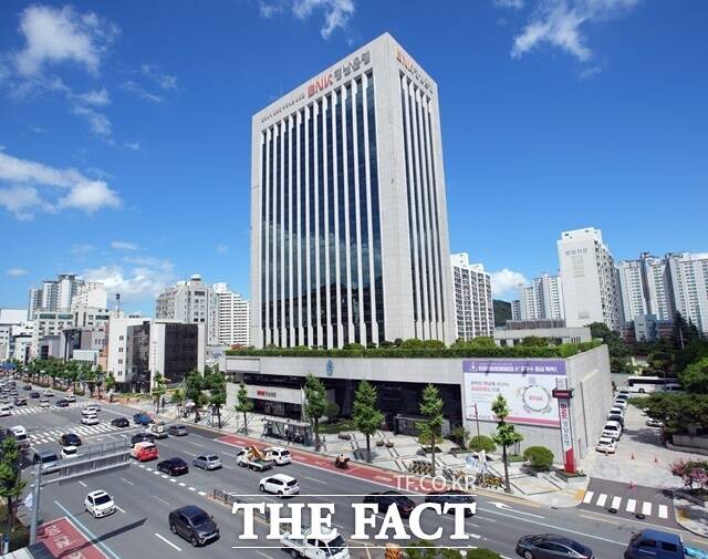 BNK경남은행 본점. /경남은행
