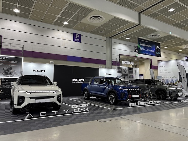 KG 모빌리티가 25일부터 오는 27일까지 서울 강남구 코엑스에서 열리는 'EV 트렌드 코리아 2026'에 참가해 전기차와 하이브리드 등 전동화 라인업을 선보인다. /KGM