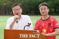  함께 축사하는 정점식-한병도 원내대표 [포토]