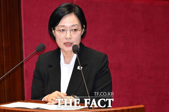 한성숙 국무총리는 27일 실종신고 허위종결 사건에 따라 불거진 경찰 개혁 논의와 관련해