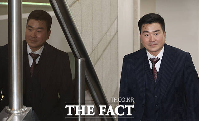 12·3 비상계엄 직후 병력을 이끌고 국회로 출동한 혐의로 재판에 넘겨진 김현태 전 육군 특수전사령부 707특임단장이 27일 오후 서울 서초구 서울중앙지방법원에서 열린 1심 선고 공판에 출석하며 취재진의 질문에 답하고 있다. /박상민 기자