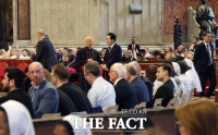  박수현 충남도지사, 레오 14세 교황에 내년 충남 방문 요청