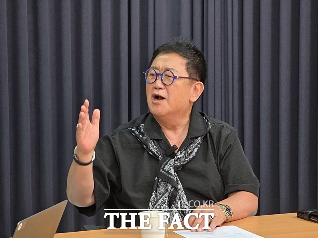 이용식은 인터뷰에서 '오랜 방송생활을 하면서 가장 보람 있었던 순간'을, 