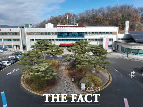 경기 동두천시청사 전경. /동두천시