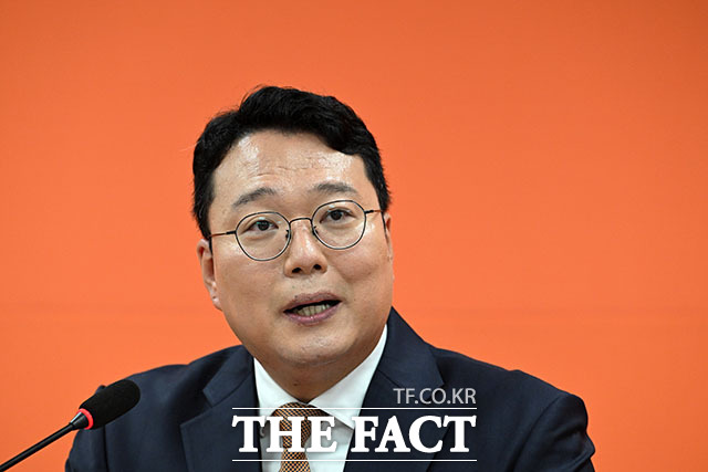 천하람 개혁신당 당대표 권한대행 겸 원내대표가 31일 오전 서울 여의도 국회에서 열린 기자간담회에서 발언을 하고 있다. /국회=서예원 기자