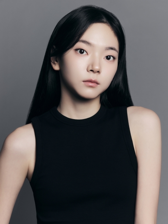 배우 심수빈이 영화 '새'와 '첫세계'로 제31회 부산국제영화제를 찾는다. /눈컴퍼니