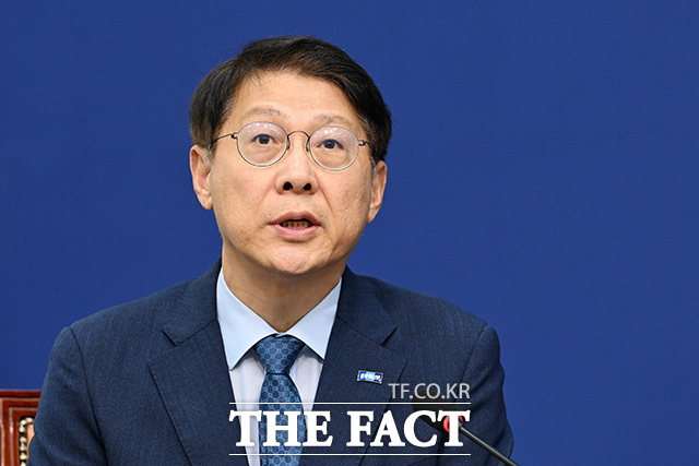 김형연 조국혁신당 최고위원이 31일 오전 서울 여의도 국회에서 열린 최고위원회의에서 발언을 하고 있다. /국회=남용희 기자