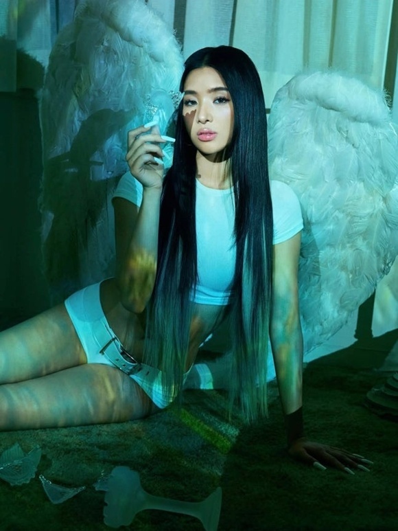 그룹 캣츠아이 멤버 소피아가 컨디션 회복과 건강 관리에 집중하기 위해 유럽 및 영국 투어에 불참한다. /하이브·게펜 레코드