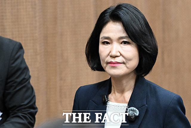 이진숙 국민의힘 의원이 31일 오후 서울 여의도 국회 소통관에서 기자회견을 열고 발언을 하고 있다. /국회=남용희 기자