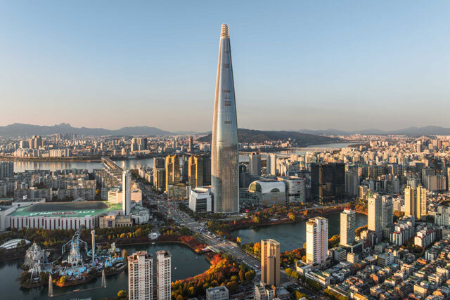 롯데는 수익성 중심 경영 기조를 더욱 강화해 지속 가능한 성장 기반을 공고히 한다는 계획이다. /롯데