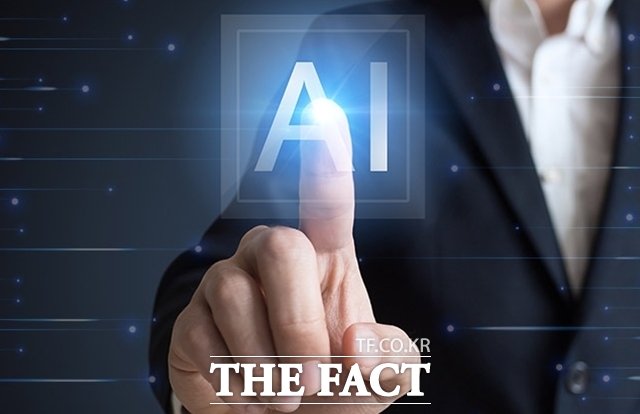 AI 전문 인력을 영입하거나, 채용 과정에서 AI 활용 역량을 확인하려는 기업이 늘어나고 있다. /더팩트 DB