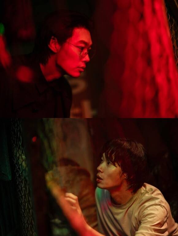 배우 류준열이 넷플릭스 오리지널 시리즈 '들쥐'를 통해 1인 2역에 나서며 결이 다른 두 캐릭터를 표현하기 위해 공을 들였다. /넷플릭스