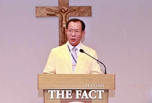 가톨릭대학교 대전성모병원이 1일 병원 9층 대강당 상지홀에서 권종범 의무원장(심장혈관흉부외과 교수) 취임식을 개최했다. /대전성모병원