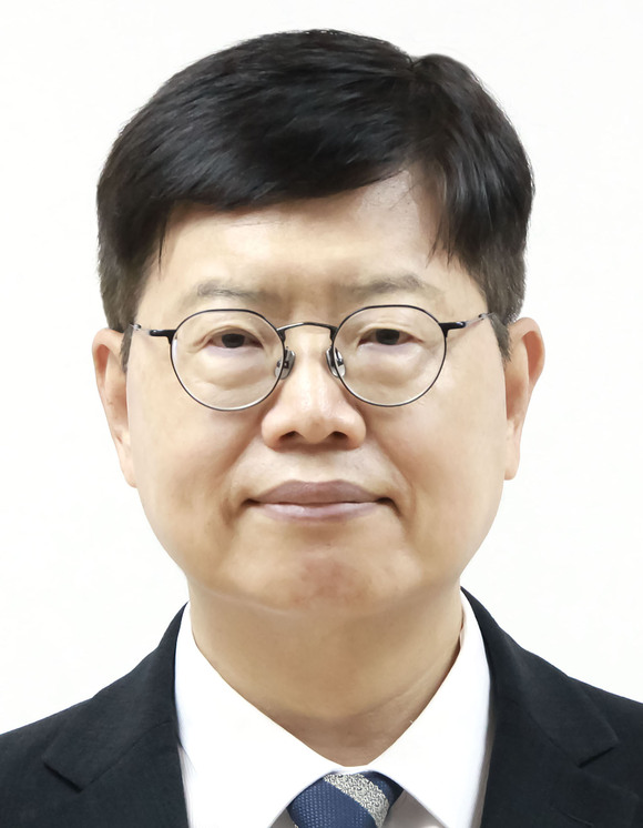 은행연합회는 사원총회 동의를 거쳐 2026년 9월 1일자로 우상현 전 BC카드 부사장을 전무이사로 임명했다. 우상현 은행연합회 신임 전무이사. /은행연합회
