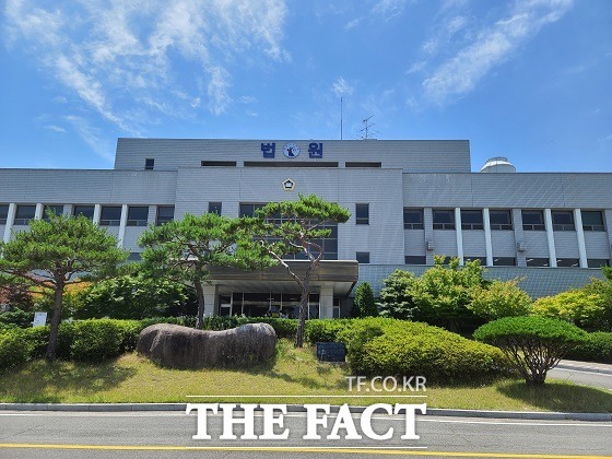 대구지법 안동지원 전경. /더팩트 DB