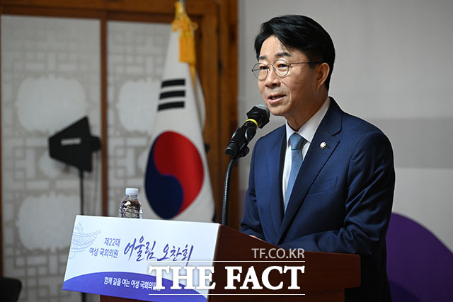 축사 하는 조정식 국회의장.