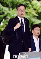  정부서울청사로 출근하는 이형일 경제부총리 후보자 [포토]
