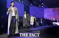  2027 S/S 서울패션위크 오프닝 '리이'쇼 런웨이 [TF사진관]