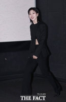  '철들 무렵' 하윤경, 복근 뽐내는 슈트 패션 [TF사진관]