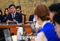  답변하는 최휘영 문체부 장관 [포토]
