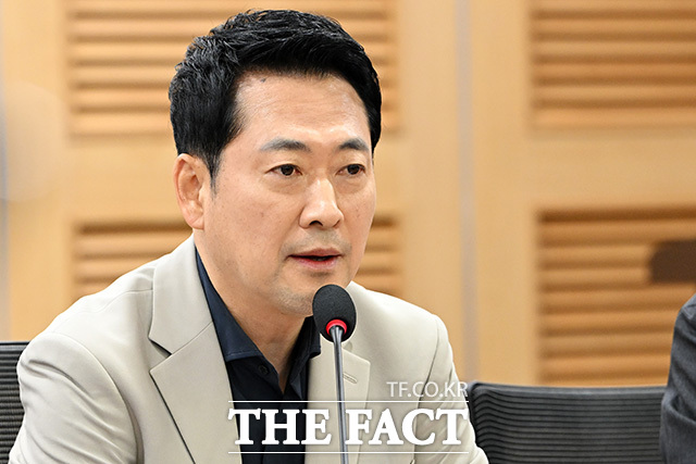 '대한민국 청년 내집마련 가능한가' 토론회 참석해 축사하는 장 대표.