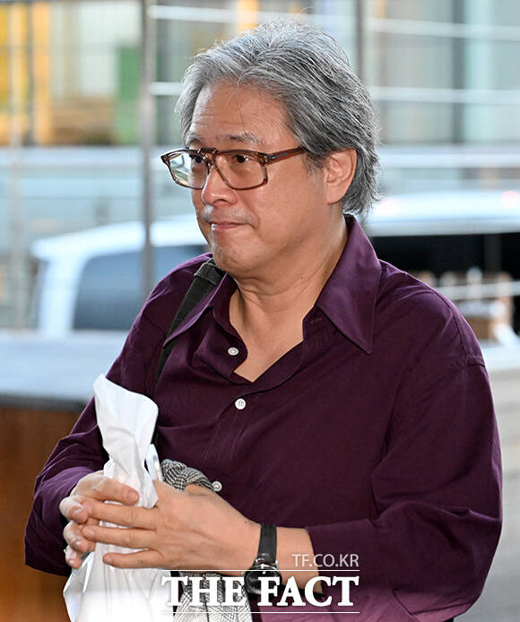 'CJ나이트' 참석하는 박찬욱 감독.