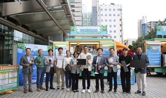 GS리테일이 오는 6일 '자원순환의 날'을 앞두고 서울 강남구 GS타워에서 폐전자제품 수거 행사를 열었다. /GS리테일