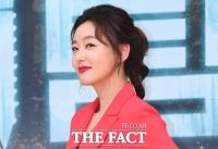  [강일홍의 오늘연예] '박위 논란'에 박진희 소환…'친누나'로 불린 사연
