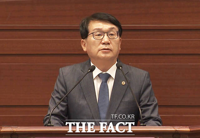 울릉 출신 정윤태 경북도의원이 13대 경북도의원 취임 후 첫 5분 자유발언을 하고 있다. /경북도의회
