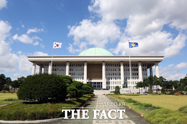 서울 영등포경찰서는 3일 구직노조 위원장 70대 김모 씨를 공연음란 혐의로 불구속 입건했다고 밝혔다. /더팩트 DB