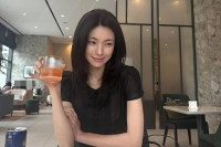  [강일홍의 이슈토크] 하영, 조상 논란 '중증' 하차…일본 넷플릭스는 왜 지금?