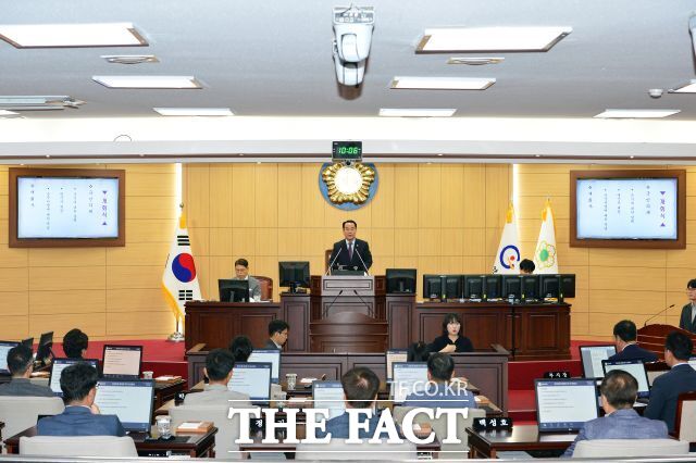광양시의회가 4일 제1차 본회의를 열고 제350회 제1차 정례회 일정에 들어갔다. /광양시의회
