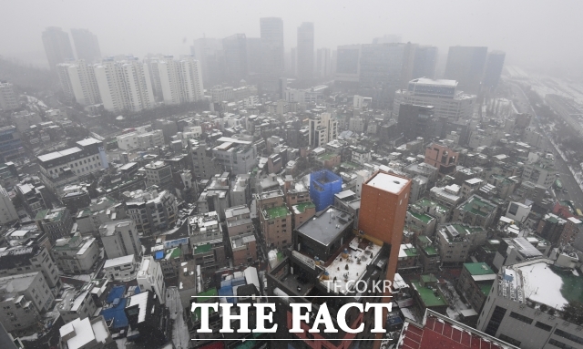 노량진4구역 재개발 조합은 사업시행계획 변경에 따른 재분양 신청 과정에서 추가로 받는 주택의 분양가 기준을 기존대로 조합원 분양가로 적용할지, 일반분양가로 할지를 놓고 논의하고 있다. /더팩트 DB