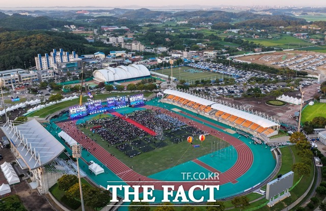 당진시는 3일 당진종합운동장 주경기장에서 '2026 제78회 충남도민체육대회' 개회식을 개최했다. /당진시