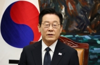  李 지지율 취임 후 최저 40%…20·30대가 60·70대보다 낮아