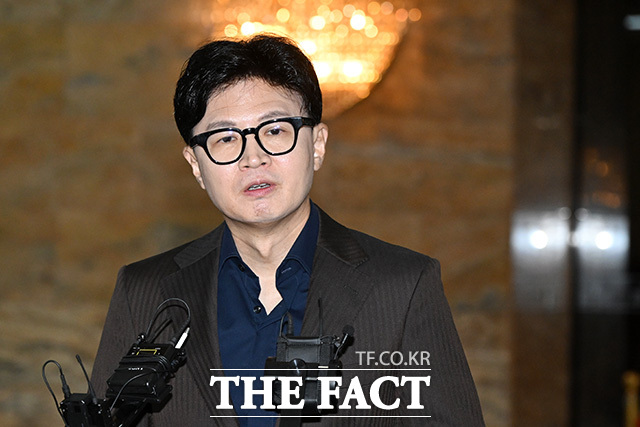 김승원 법무부 장관 후보자의 '임상 시험 청탁' 의혹을 제기한 한동훈 의원이 이와 관련해 입장을 밝히고 있다.