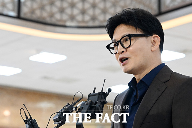 김승원 법무부 장관 후보자의 '임상 시험 청탁' 의혹을 제기한 한동훈 의원이 이와 관련해 입장을 밝히고 있다.