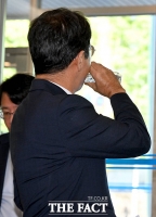  '목타는' 김승원 법무장관 후보자 [포토]