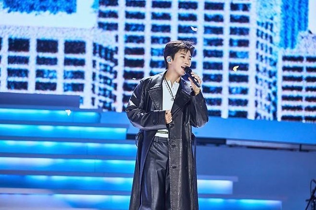 가수 임영웅이 ‘2026 더팩트 뮤직 어워즈’, TMA 팬앤스타 인기상 수상을 확정했다. 주말 사흘간 펼쳐진 고양종합운동장 스타디움 공연까지 성황리에 마무리하면서, 임영웅의 10주년이 더욱 특별하게 빛나고 있다. /물고기뮤직