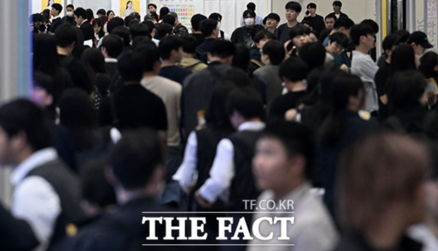 국내 주요 제조기업들이 하반기 신입사원 채용에 나섰다. /더팩트 DB