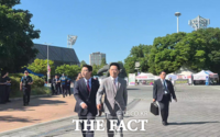  “장동혁!” 외침에 올림픽공원 ‘아수라장’…욕설·몸싸움까지 [오승혁의 현장]