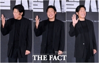  '유쾌한 천만 배우' 유해진, 손 인사 요청에 '손과 인사' [TF사진관]