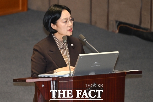 한 총리는 이날 대정부질문에서 한동훈 무소속 의원의 김 후보자 관련 비공개 녹취록 논란에 대해 